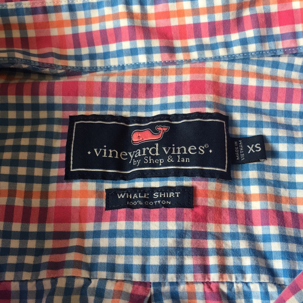 Vineyard Vines Button Down Shirt. Extra Small - image 2